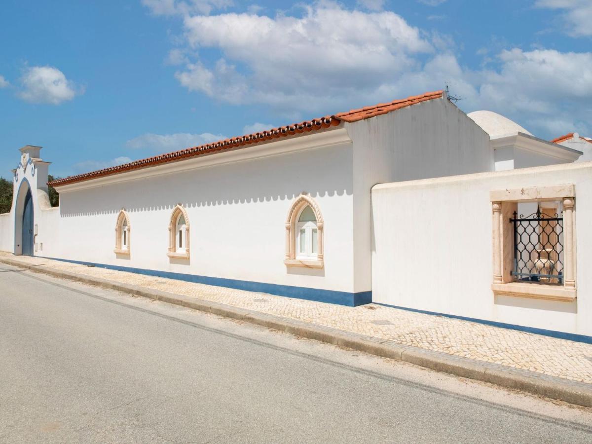 House With Authentic Tiling And Antique Furniture Villa Montemor-o-Novo Bagian luar foto